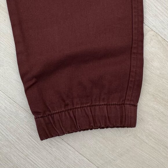 Banana Republic Travel Jogger Midrise Tapered Leg Maroon Mens Small - Picture 2 of 8